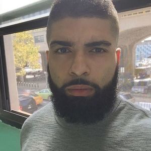 Meet your Posher, Hamza